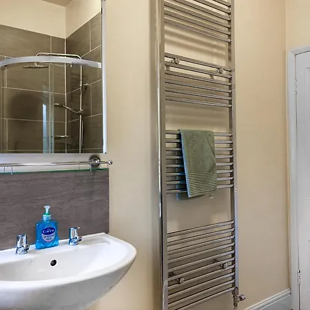 High Rylands 度假居 *